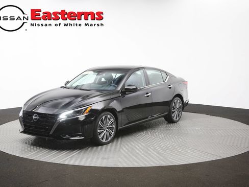 Used 2024 Nissan Altima 2.5 SL AWD/4WD image 51