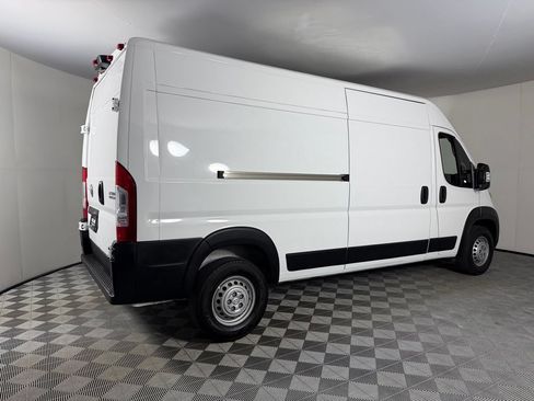 Used 2025 RAM ProMaster 2500 w/ Convenience Group FWD image 5