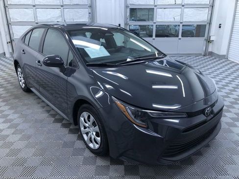 Certified 2025 Toyota Corolla LE image 35