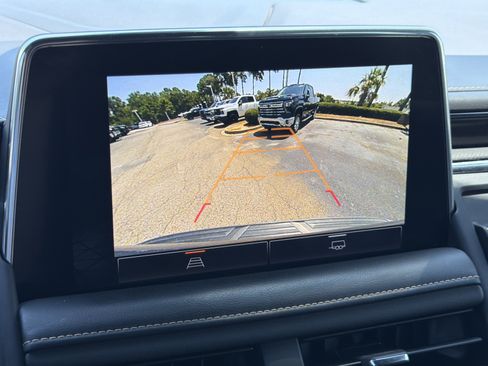 Used 2022 GMC Yukon AT4 AWD/4WD image 37