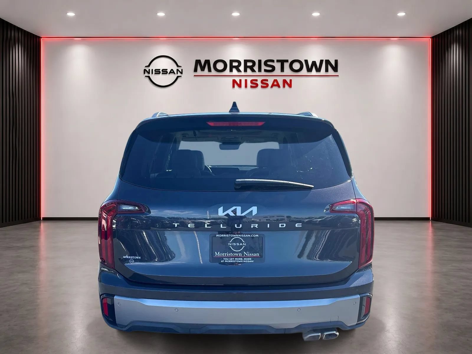 Used 2025 Kia Telluride S FWD image 4