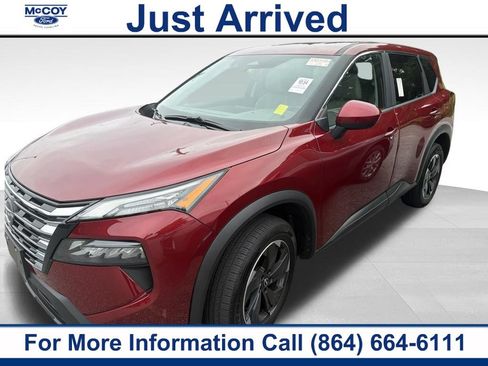 Used 2025 Nissan Rogue SV AWD/4WD image 1