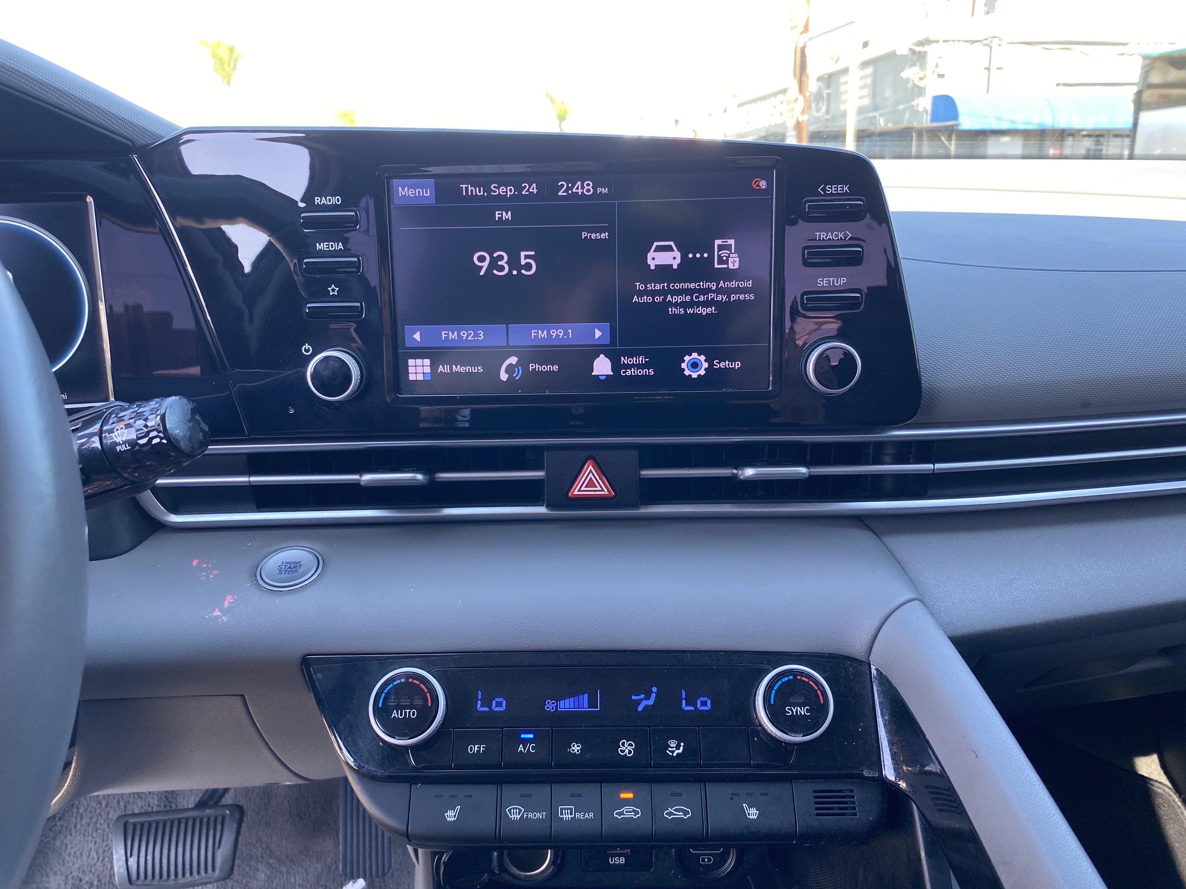 Used 2022 Hyundai Elantra SEL w/ Convenience Package FWD image 13