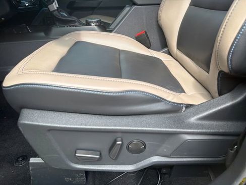 Used 2024 Ford Bronco Wildtrak AWD/4WD image 22