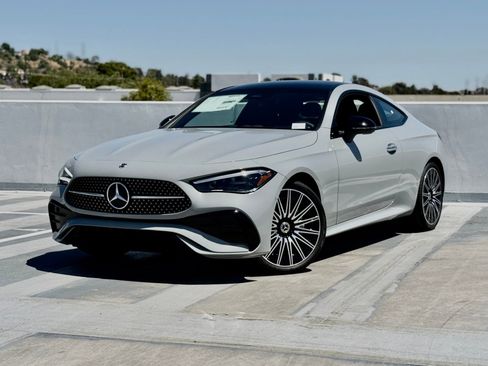 New 2026 Mercedes-Benz CLE 300 4MATIC Coupe image 2