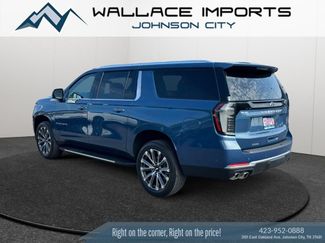 Used 2025 Chevrolet Suburban High Country w/ Sun And Tow Package AWD/4WD video 3