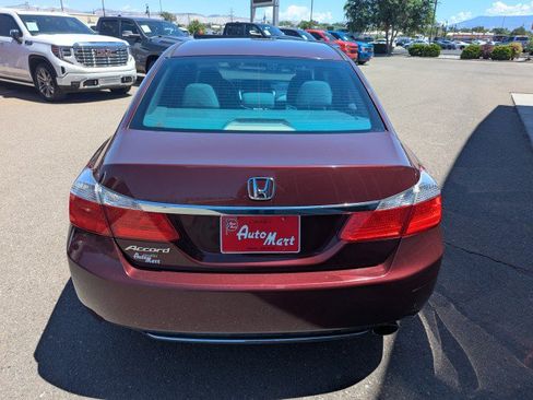 Used 2013 Honda Accord LX image 4