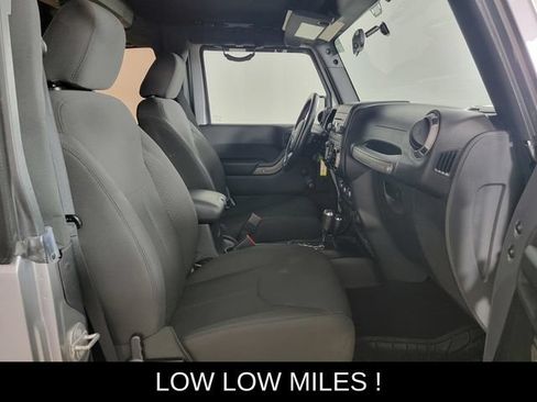 Used 2016 Jeep Wrangler Sport AWD/4WD image 18