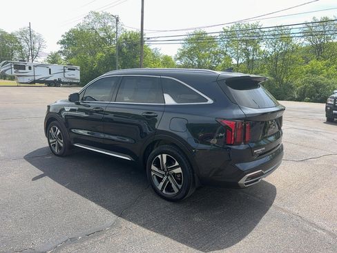 Used 2023 Kia Sorento EX AWD/4WD image 7