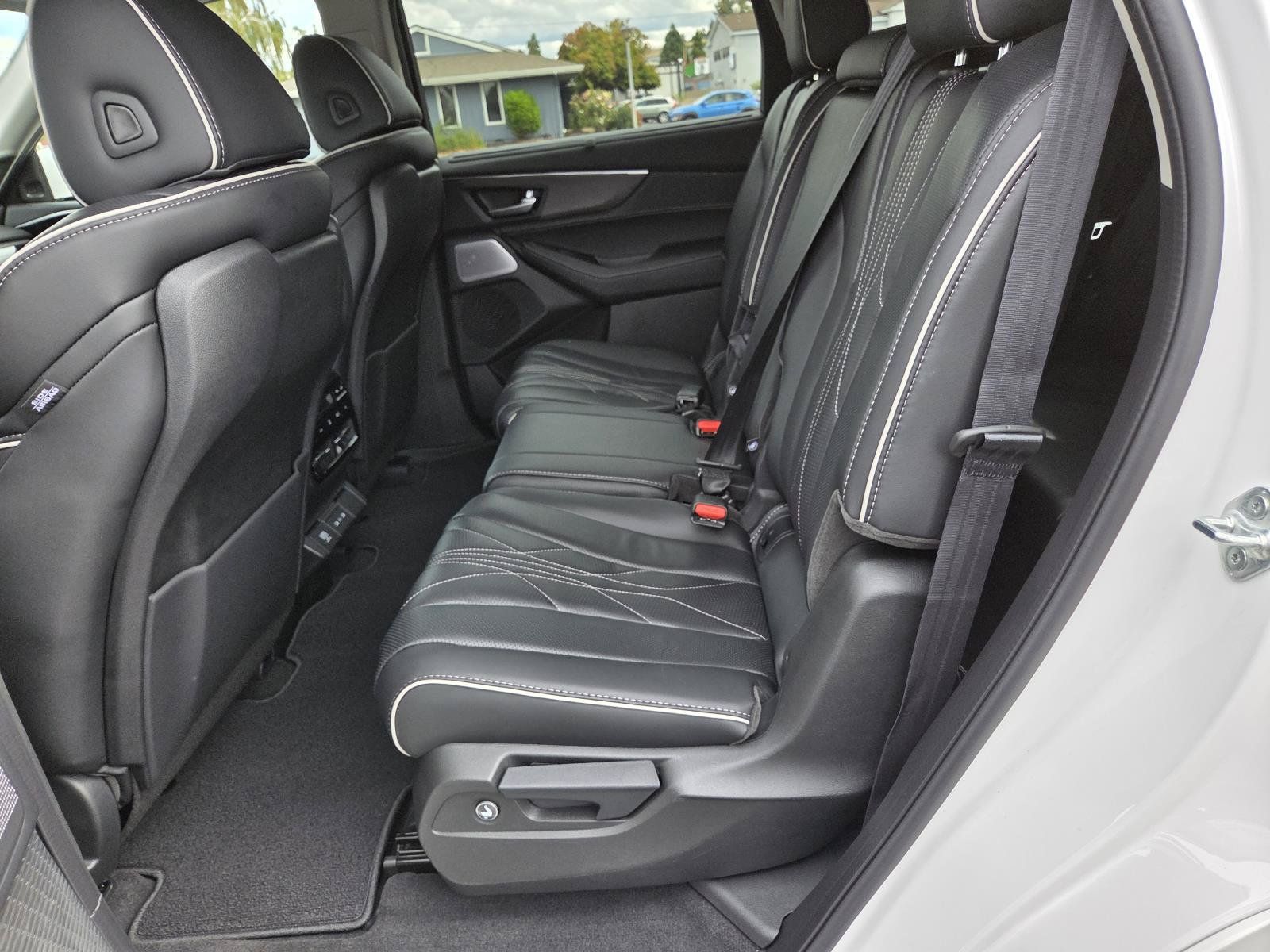 New 2026 Acura MDX w/ Advance Package AWD/4WD image 10