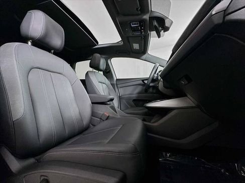 Certified 2023 Audi Q4 e-tron Prestige AWD/4WD image 27