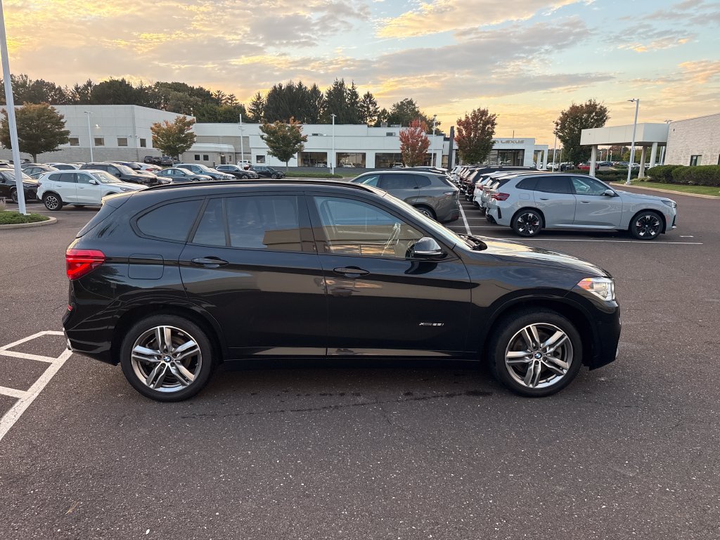 Used 2017 BMW X1 xDrive28i AWD/4WD image 6