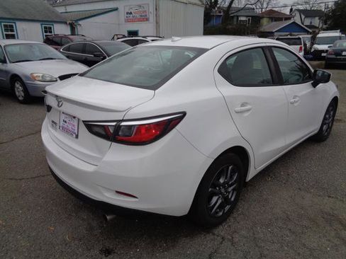 Used 2019 Toyota Yaris Sedan image 26