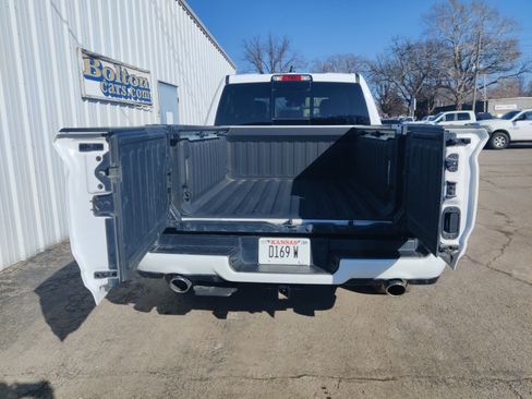 Used 2022 RAM 1500 Limited w/ Bed Utility Group image 32