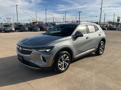 Used 2023 Buick Envision Essence image 39