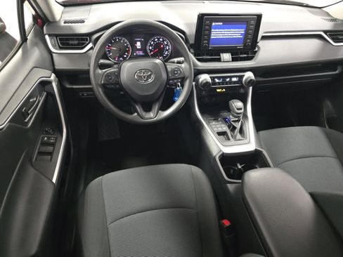 Certified 2022 Toyota RAV4 LE image 23