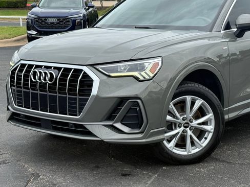 Used 2022 Audi Q3 2.0T Premium Plus w/ Premium Plus Package AWD/4WD image 2