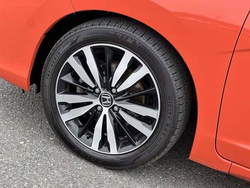 Used 2018 Honda Fit EX image 8