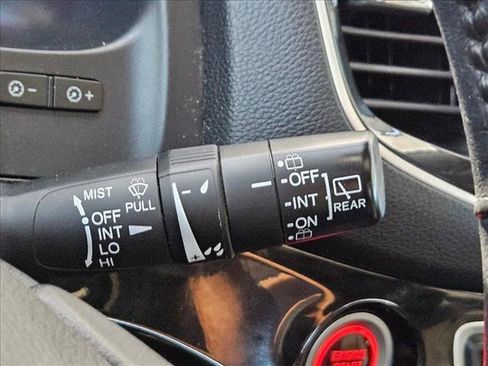Used 2022 Honda Pilot Touring image 23