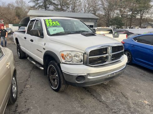 Used 2006 Dodge Ram 1500 Truck SLT w/ Trailer Tow Group image 5