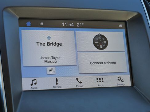 Used 2019 Ford Edge Titanium w/ Cold Weather Package image 23