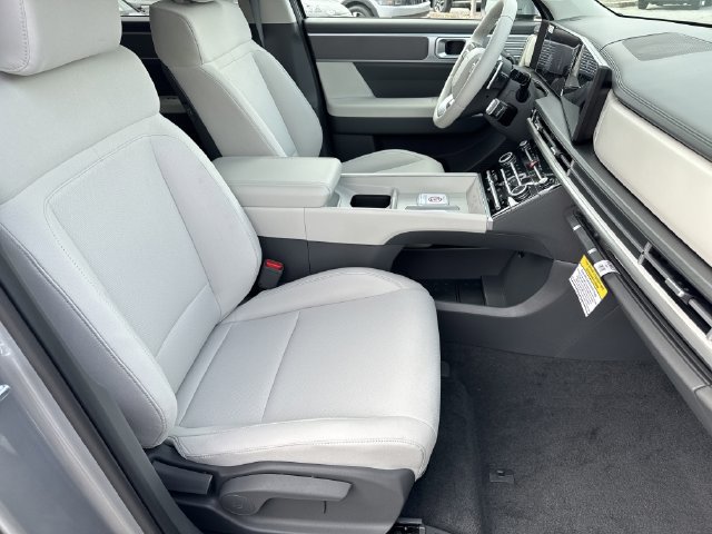 New 2026 Hyundai Santa Fe SE FWD image 15