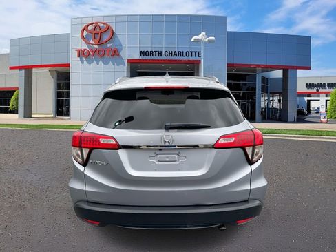 Used 2019 Honda HR-V EX image 8