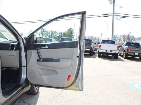 Used 2020 Kia Sportage LX image 34