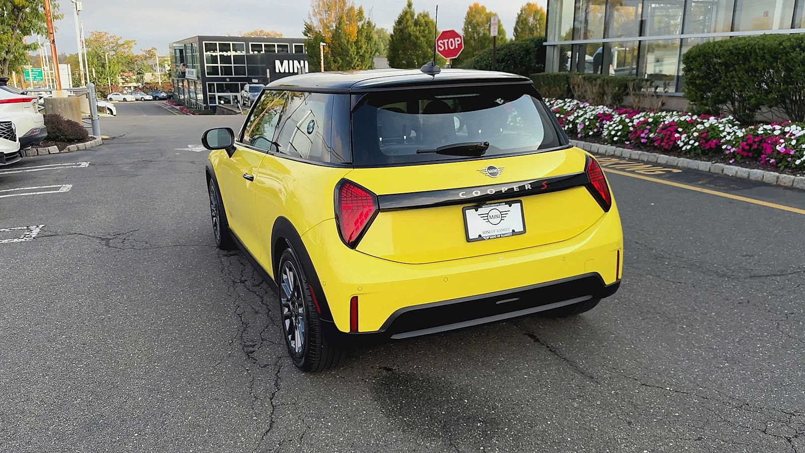Used 2026 MINI Cooper S FWD image 7