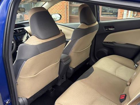 Used 2018 Toyota Prius Two w/ Prius Two Safety Plus Package FWD image 22