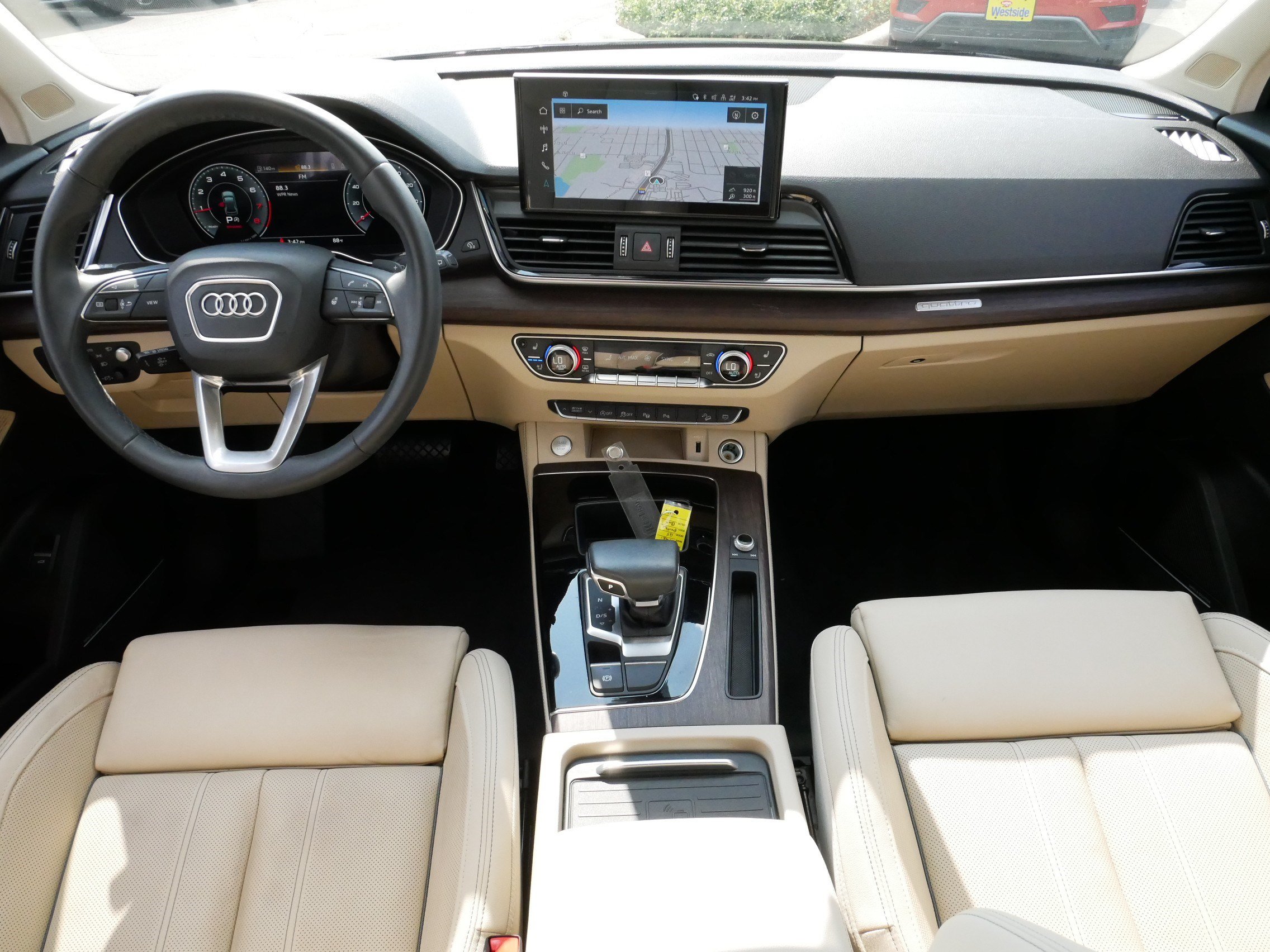Used 2023 Audi Q5 2.0T Prestige w/ Prestige Package AWD/4WD image 10