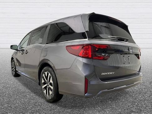 New 2026 Honda Odyssey EX-L image 3