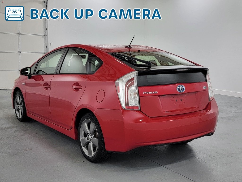 Used 2015 Toyota Prius Persona Series FWD image 6