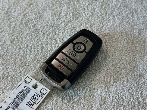 Used 2019 Ford F150 Raptor w/ Equipment Group 802A Luxury image 32