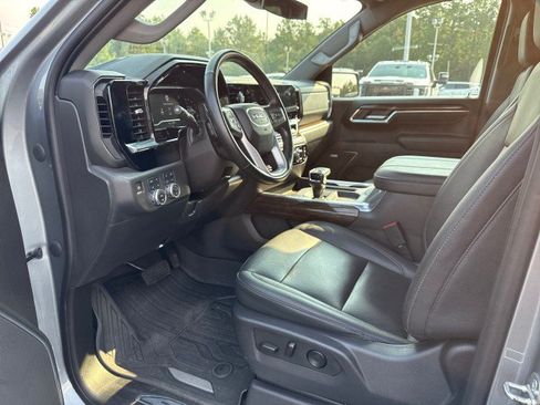 Used 2024 GMC Sierra 1500 Elevation w/ Elevation Premium Package AWD/4WD image 17