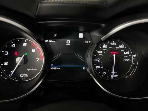 Used 2023 Alfa Romeo Stelvio Veloce image 22