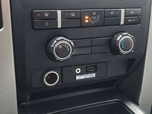 Used 2011 Ford F150 XLT w/ XLT Convenience Pkg image 34