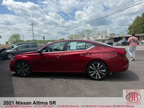 Used 2021 Nissan Altima 2.5 SR FWD image 6