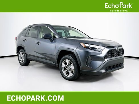 Used 2025 Toyota RAV4 LE AWD/4WD image 1