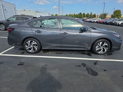 Used 2024 Subaru Legacy Premium image 6