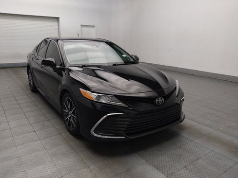 Used 2023 Toyota Camry XLE w/ Navigation Package image 13