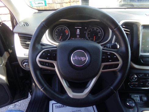 Used 2017 Jeep Cherokee High Altitude image 26