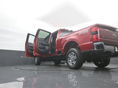 New 2026 Ford F250 Lariat w/ FX4 Off-Road Package image 42