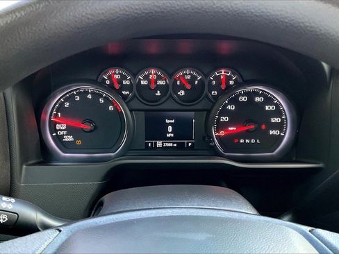 Used 2022 Chevrolet Silverado 1500 Custom Trail Boss w/ LPO, Dark Essentials Package image 19