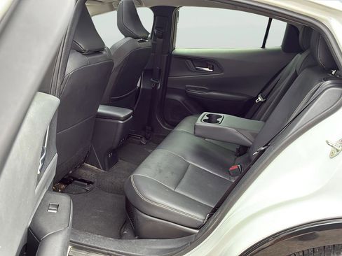 Used 2024 Toyota Prius Limited w/ Limited Premium Package FWD image 16
