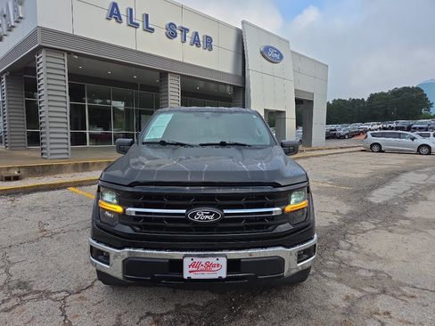 Used 2025 Ford F150 XLT w/ Equipment Group 301A Standard AWD/4WD image 2