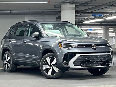 New 2026 Volkswagen Taos S AWD/4WD image 2