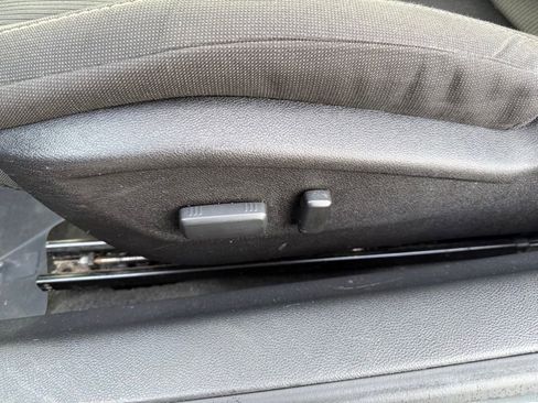 Used 2015 Chevrolet Camaro LT image 10