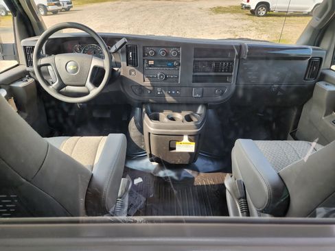New 2025 Chevrolet Express 2500 w/ Driver Convenience Package image 20