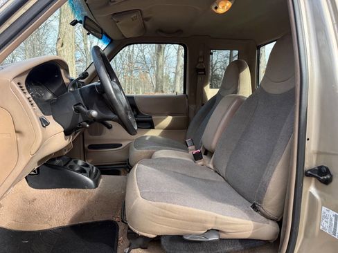 Used 2000 Ford Ranger XL image 12